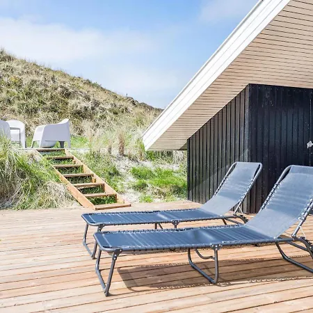Holiday Henne Xiv Feriehus *